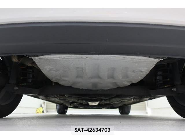VolksWagen UP! 2019-10 8545517-17