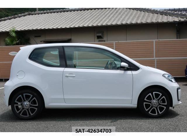 VolksWagen UP! 2019-10 8545517-19