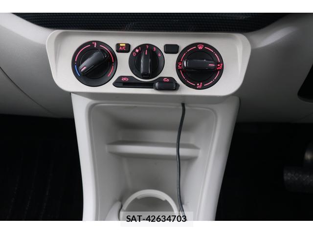 VolksWagen UP! 2019-10 8545517-8