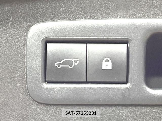 Lexus UX 2018-12 8547119-5