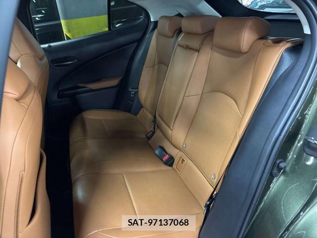 Lexus UX 2019-10 8547910-4