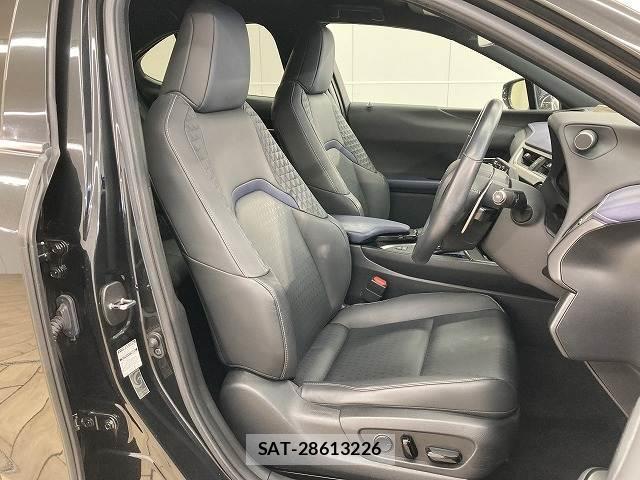Lexus UX 2021-05 8549271-10
