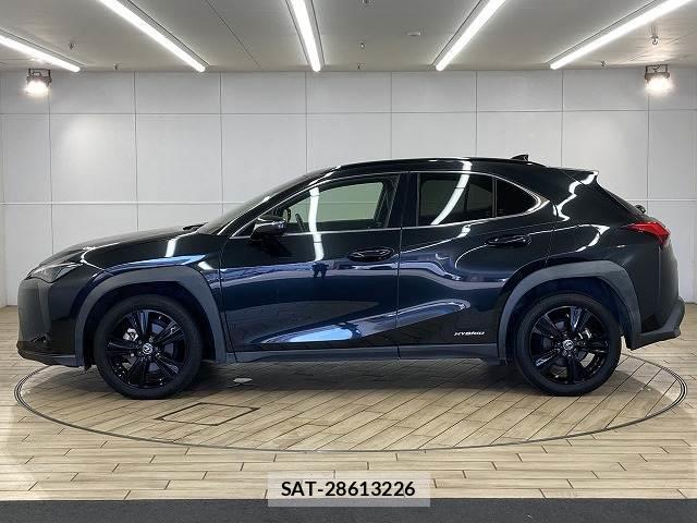 Lexus UX 2021-05 8549271-16