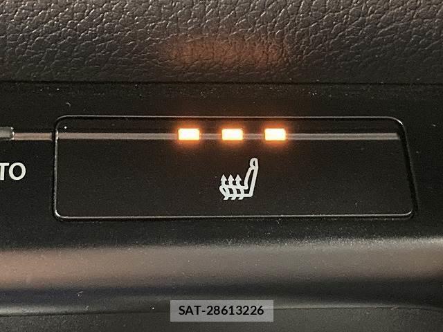 Lexus UX 2021-05 8549271-7