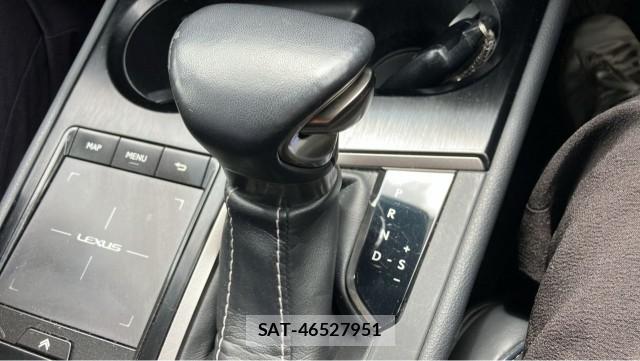 Lexus UX 2019-06 8550214-14