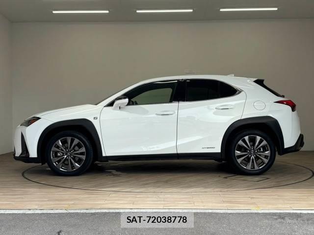 Lexus UX 2019-07 8552719-16