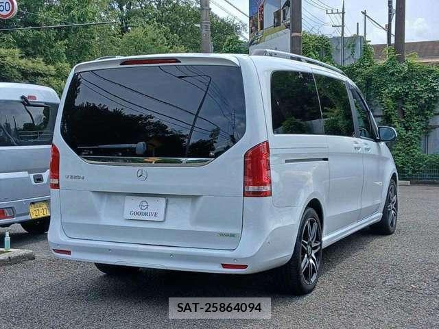 Mercedes Benz V-CLASS 2021-12 8545743-3