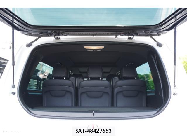 Mercedes Benz V-CLASS 2016-06 8552118-15