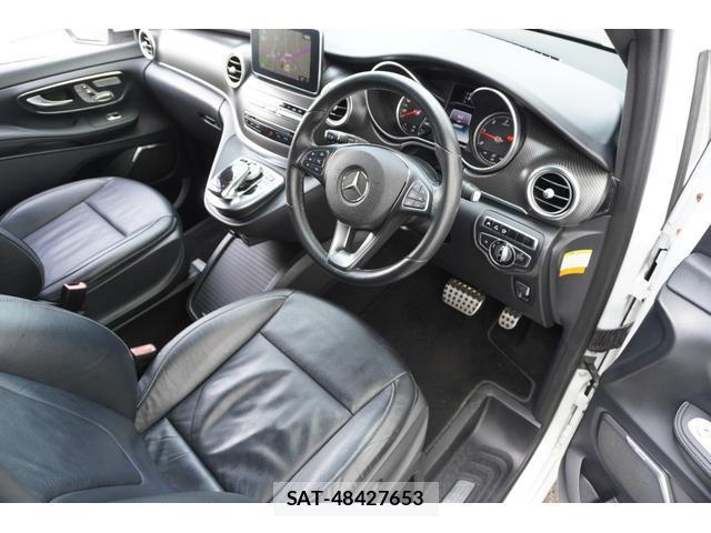 Mercedes Benz V-CLASS 2016-06 8552118-19