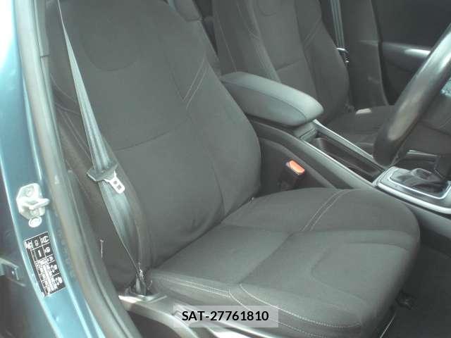 Volvo V40 2014-01 8546685-7