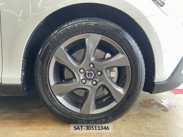 Volvo V40 2014-12 8550547-4