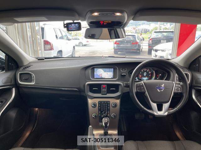 Volvo V40 2014-12 8550547-6