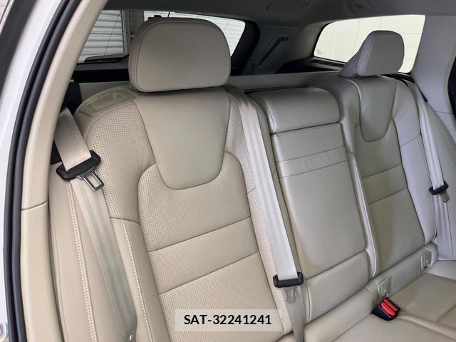 Volvo V60 2021-05 8545577-12