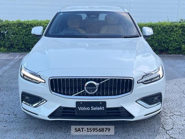 Volvo V60 2025-09 8547014-18