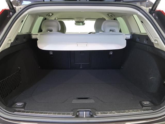 Volvo V60 2023-09 8547278-14