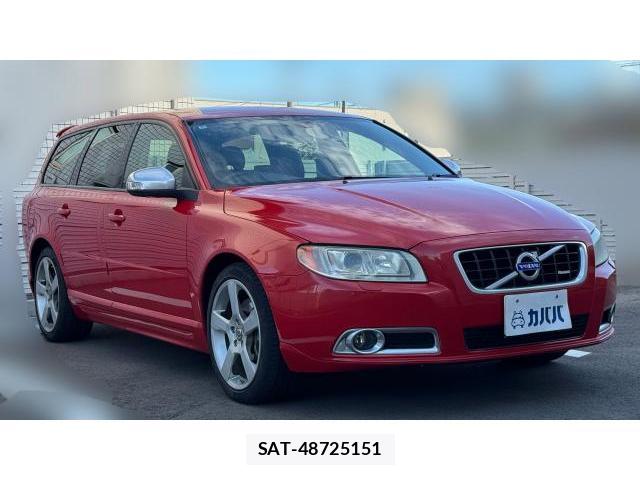 Volvo V70 2010 8548931-10