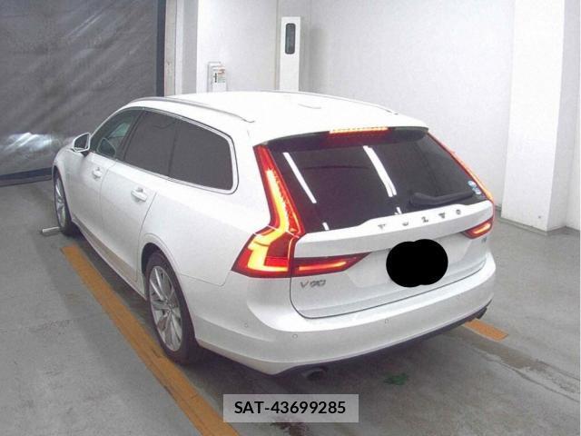 Volvo V90 2019-03 8548624-1