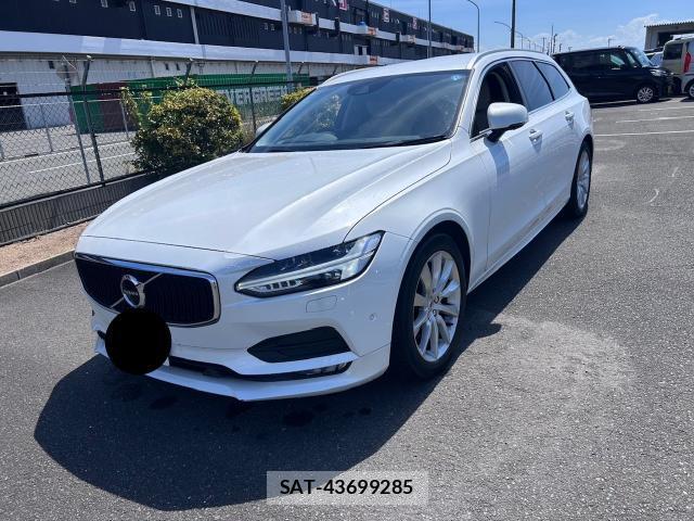 Volvo V90 2019-03 8548624-6