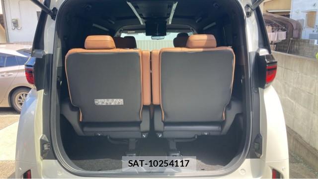 Toyota VELLFIRE 2025-03 8550385-17