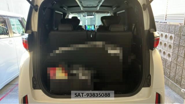 Toyota VELLFIRE 2023-09 8550409-17