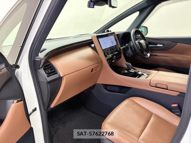 Toyota VELLFIRE 2024-04 8551819-19