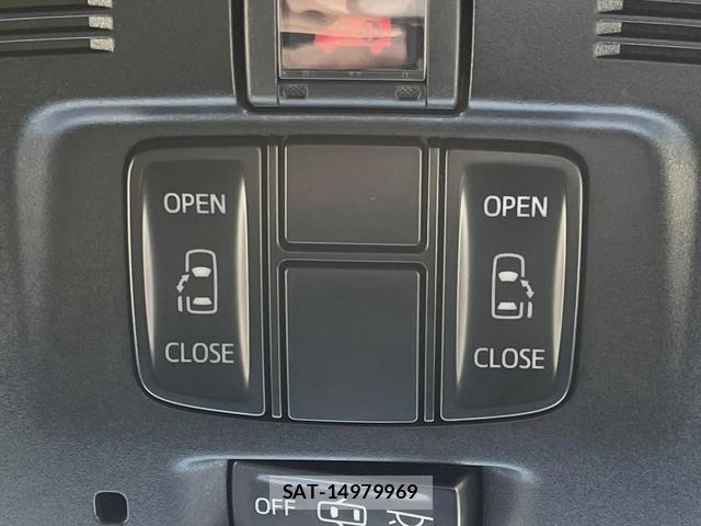 Toyota VELLFIRE 2019-04 8545621-4