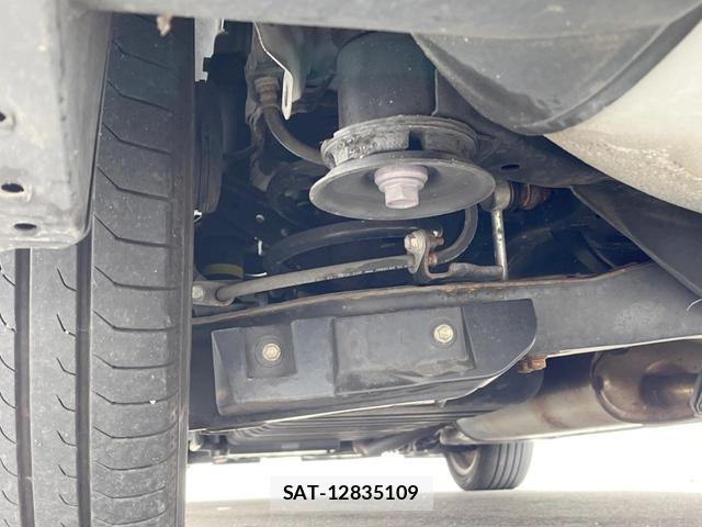 Toyota VELLFIRE 2018-11 8545707-19