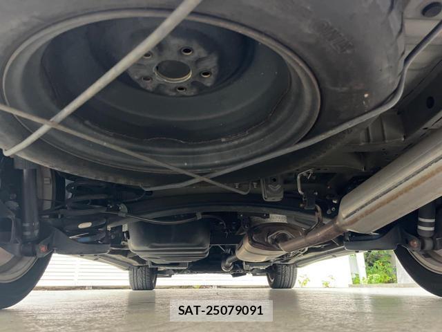 Toyota VELLFIRE 2012-07 8545974-19