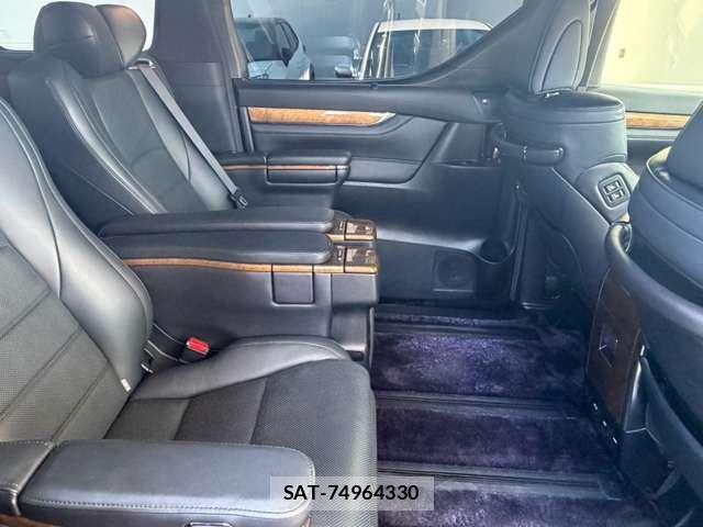 Toyota VELLFIRE 2016-06 8545979-7