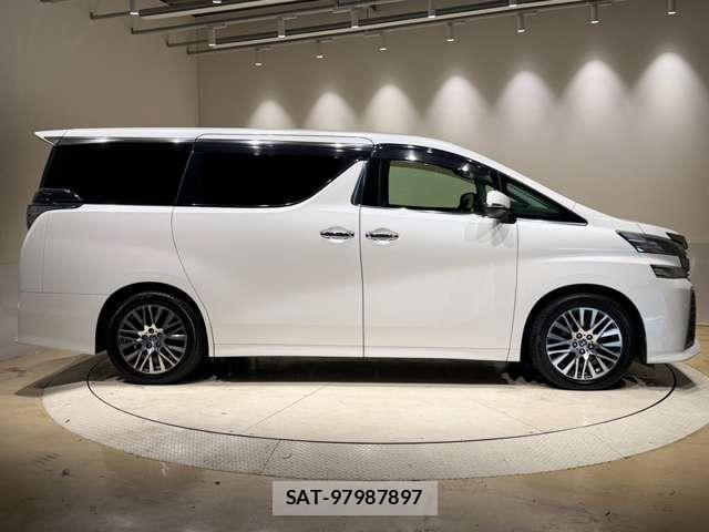Toyota VELLFIRE 2017-01 8546111-12