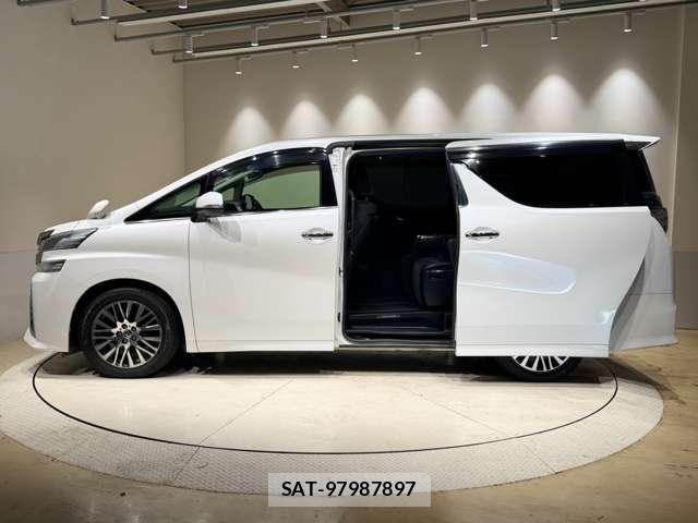 Toyota VELLFIRE 2017-01 8546111-17