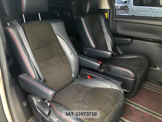 Toyota VELLFIRE 2014-07 8547165-11