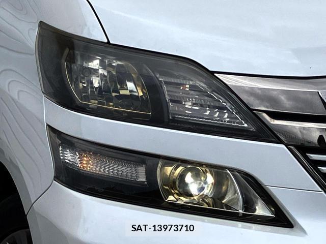 Toyota VELLFIRE 2014-07 8547165-16
