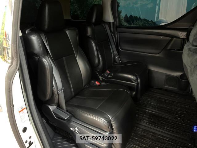 Toyota VELLFIRE 2018-10 8548396-8