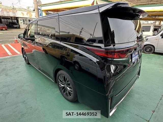 Toyota VELLFIRE 2024-12 8549077-1