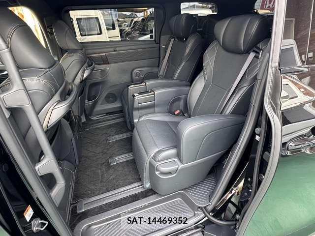 Toyota VELLFIRE 2024-12 8549077-5