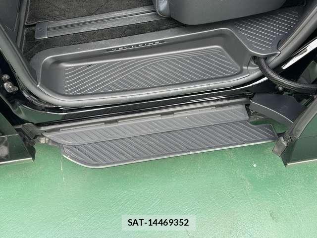 Toyota VELLFIRE 2024-12 8549077-6