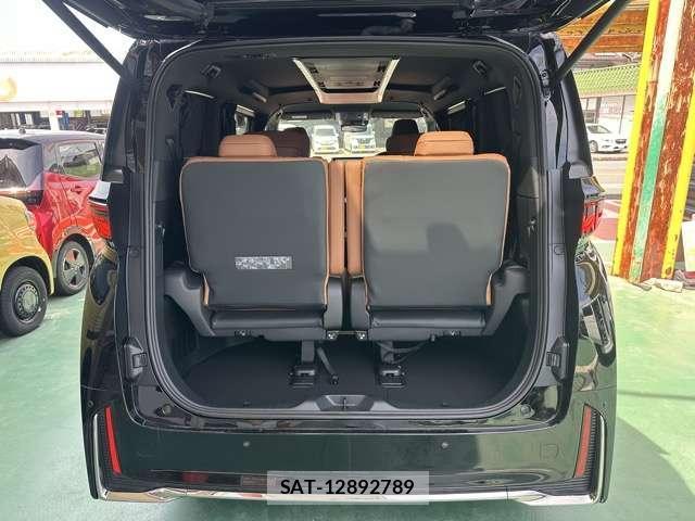 Toyota VELLFIRE 2025-12 8549112-11