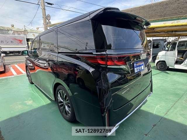 Toyota VELLFIRE 2025-12 8549112-17