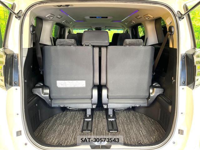 Toyota VELLFIRE 2019-03 8549998-11