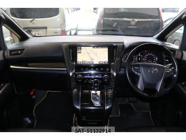 Toyota VELLFIRE 2017-08 8551426-2