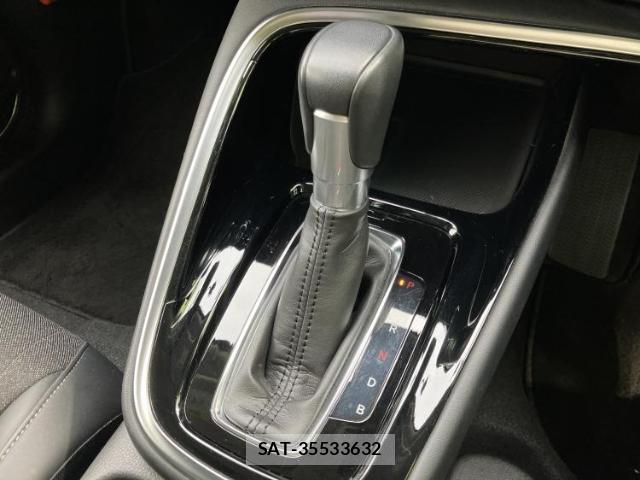 Honda VEZEL 2023-06 8546008-17