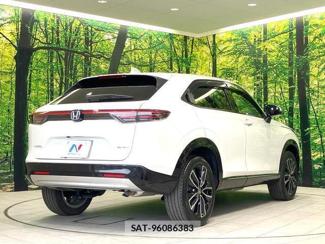 Honda VEZEL 2024-10 8546098-16