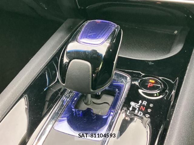 Honda VEZEL 2015-12 8546760-17