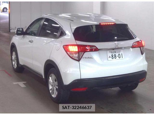 Honda VEZEL 2018-06 8548109-1