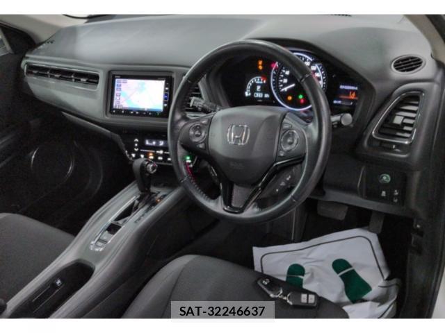 Honda VEZEL 2018-06 8548109-2