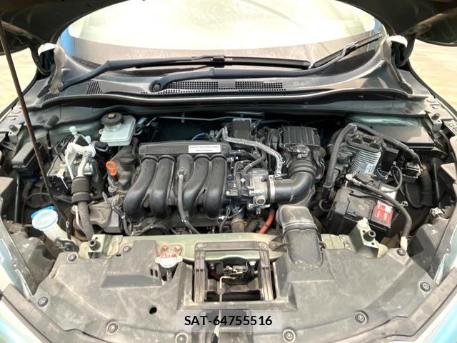 Honda VEZEL 2018-04 8548453-17