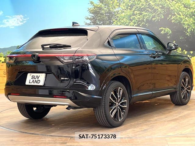Honda VEZEL 2024-02 8548469-16