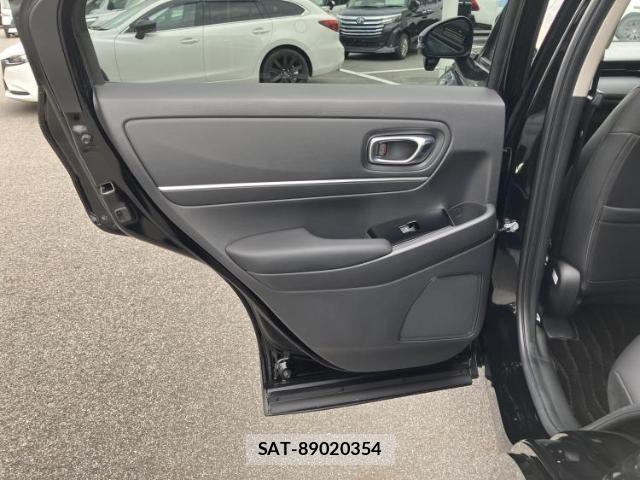 Honda VEZEL 2023-05 8548605-6