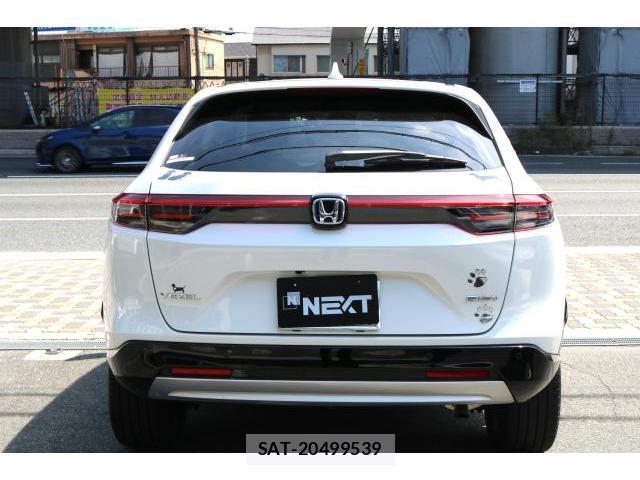 Honda VEZEL 2024-04 8549666-9